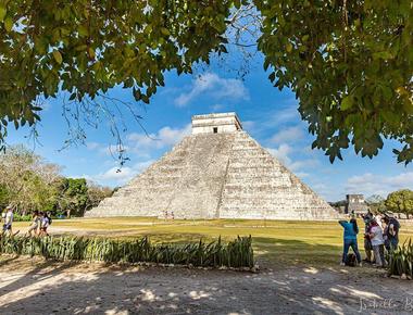 Cancún to Chichén Itzá ADO Bus - What to Expect on the Journey