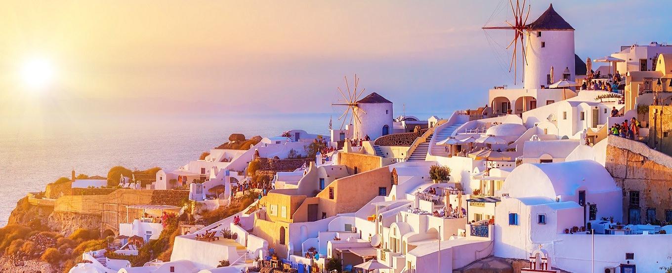 How Big is Santorini? Size Vibes and Stunning Views Explained