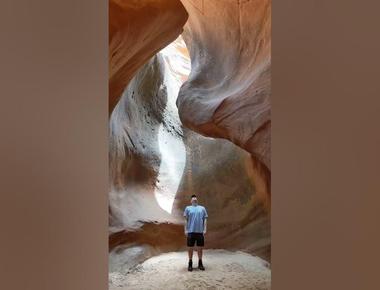 Red Rock Slot Canyon Zion - A Hidden Gem for Hikers
